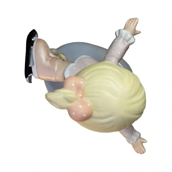 Next day shipping, Precious Moments, A Little Help Goes A Long Way, 2004 w/ box - Picture 4 of 7